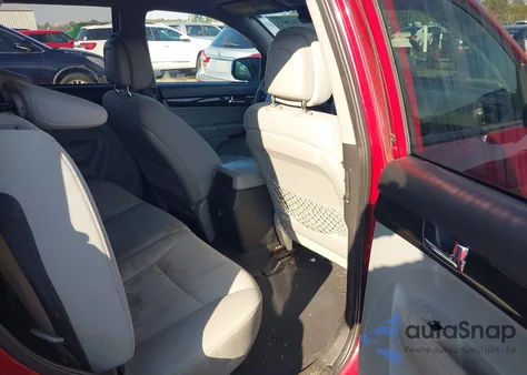 2011 Kia Sorento Lx from USA, damaged, VIN 5XYKT4A1XBG042087